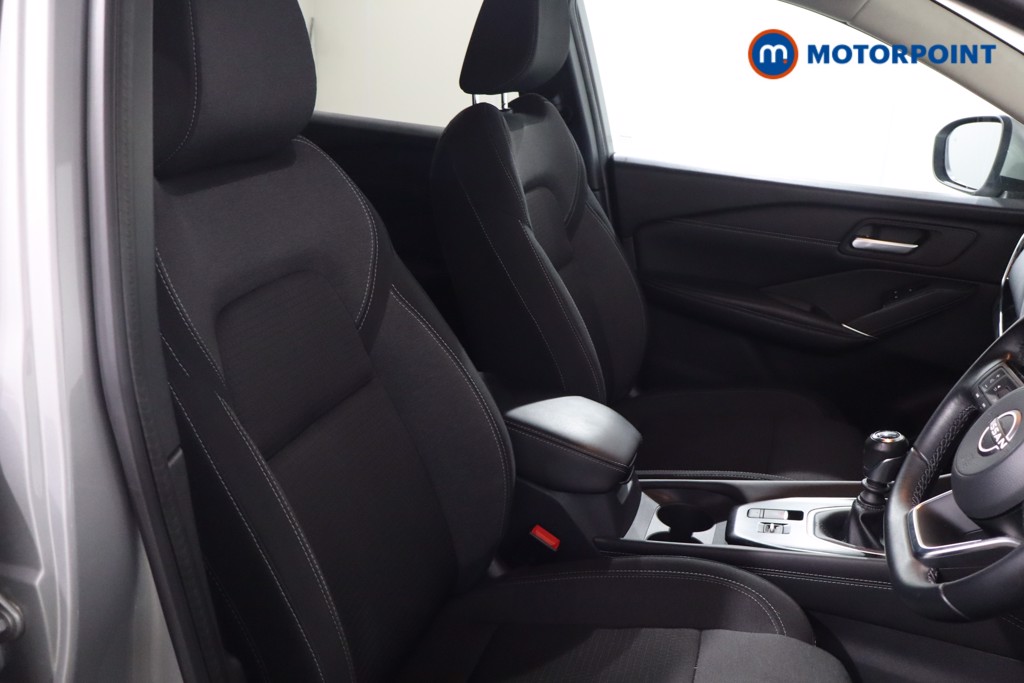 Nissan Qashqai N-Connecta Manual Petrol SUV - Stock Number (1632668) - 22nd supplementary image