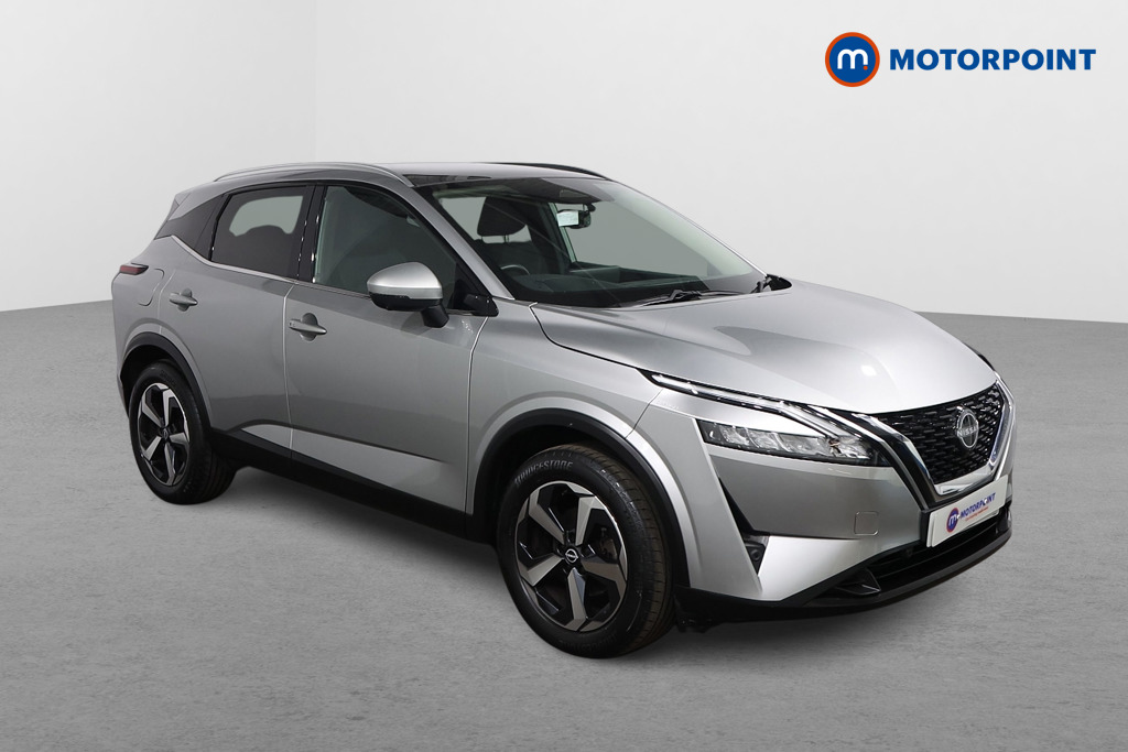 Nissan Qashqai N-Connecta Manual Petrol SUV - Stock Number (1632668) - Drivers side front corner