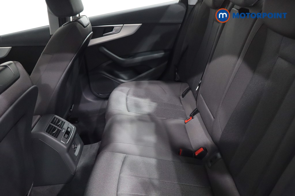 Audi A4 Technik Automatic Petrol Saloon - Stock Number (1632729) - 5th supplementary image