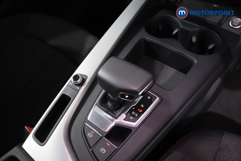 Audi A4 Technik Automatic Petrol Saloon - Stock Number (1632729) - 20th supplementary image