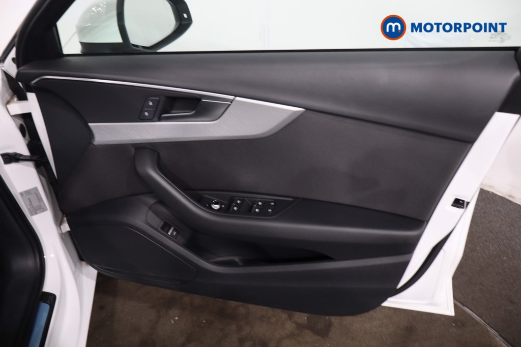 Audi A4 Technik Automatic Petrol Saloon - Stock Number (1632729) - 24th supplementary image