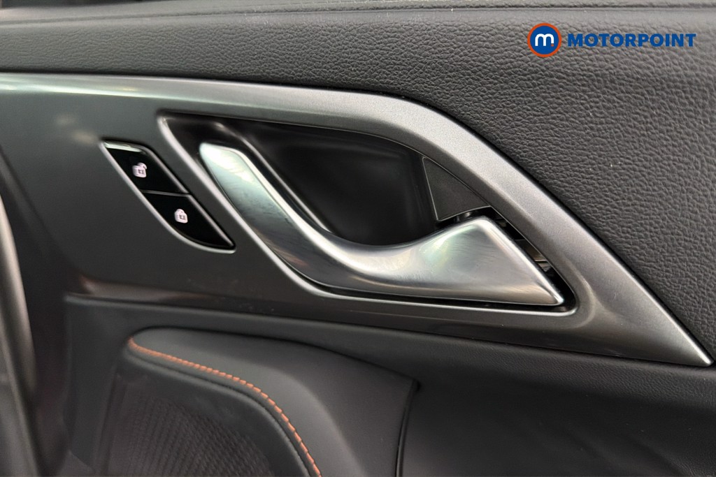 Mg Motor Uk HS Trophy Automatic Petrol-Electric Hybrid SUV - Stock Number (1632786) - 42nd supplementary image