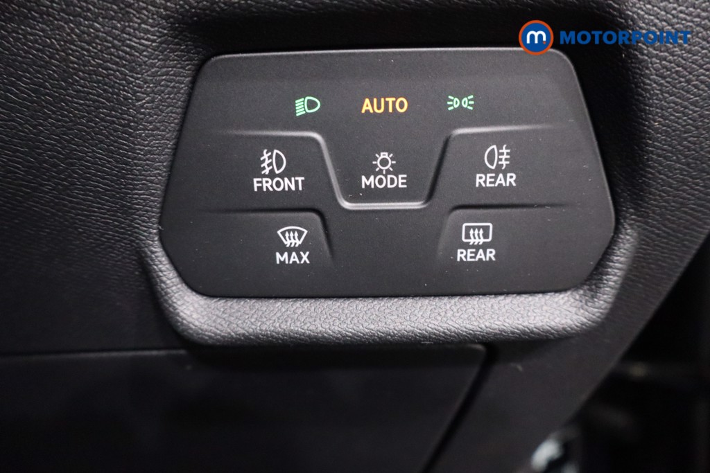 Seat Leon Se Dynamic Automatic Petrol Hatchback - Stock Number (1633155) - 17th supplementary image