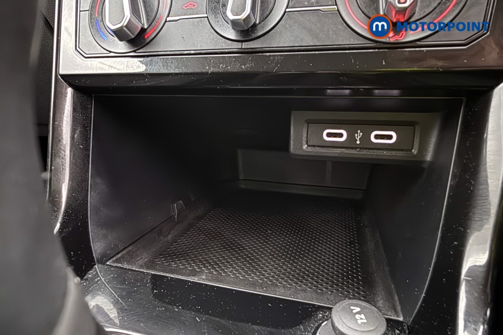 Volkswagen T-Cross Black Edition Manual Petrol SUV - Stock Number (1633172) - 13th supplementary image