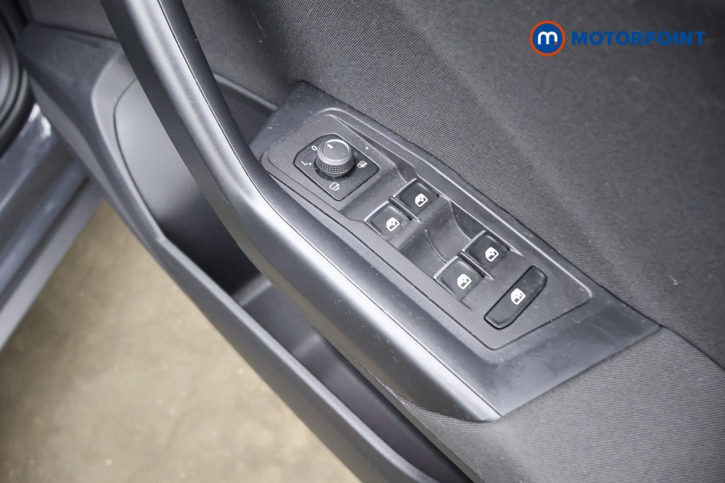 Volkswagen T-Roc Black Edition Automatic Petrol SUV - Stock Number (1633435) - 19th supplementary image