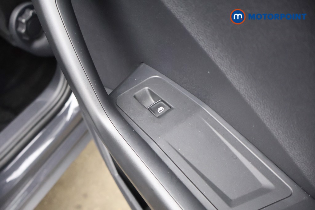 Volkswagen T-Roc Black Edition Automatic Petrol SUV - Stock Number (1633435) - 24th supplementary image