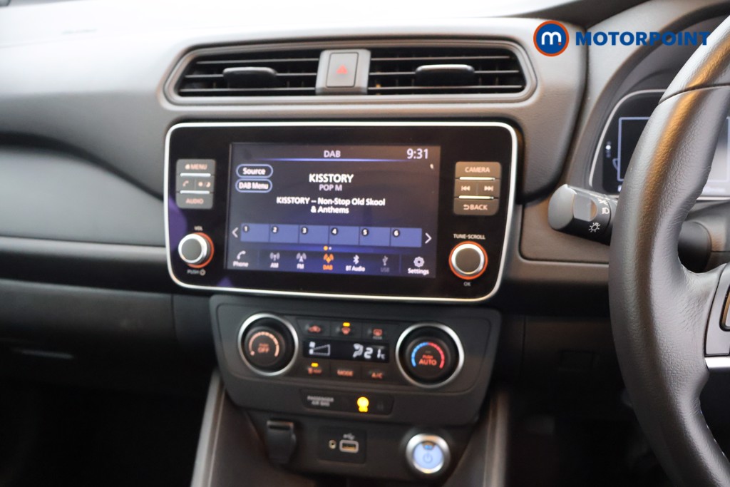 Nissan Leaf Acenta Automatic Electric Hatchback - Stock Number (1609727) - 7th supplementary image