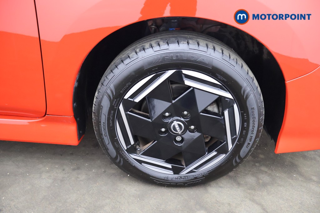 Nissan Leaf Acenta Automatic Electric Hatchback - Stock Number (1609727) - 21st supplementary image