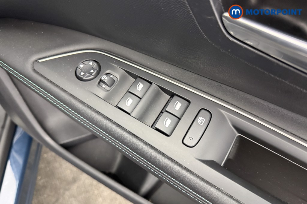Peugeot 3008 Allure Automatic Petrol Plug-In Hybrid SUV - Stock Number (1610630) - 15th supplementary image