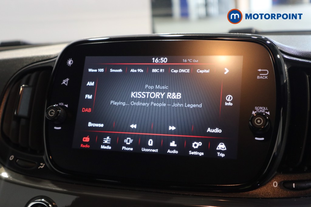 Fiat 500 Lounge Manual Petrol Hatchback - Stock Number (1611540) - 2nd supplementary image