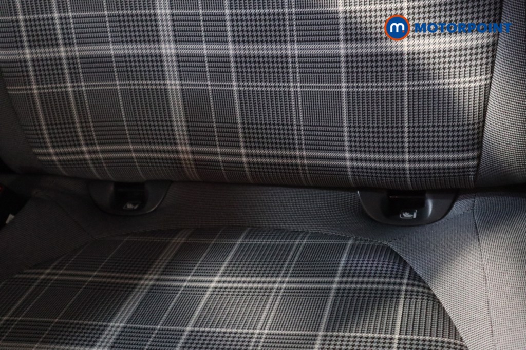 Fiat 500 Lounge Manual Petrol Hatchback - Stock Number (1611540) - 18th supplementary image