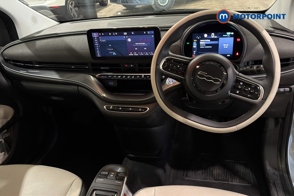 Fiat 500 La Prima Automatic Electric Hatchback - Stock Number (1614516) - 1st supplementary image