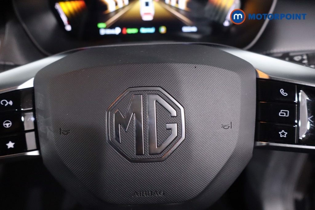 Mg Motor Uk ZS Trophy Automatic Petrol-Electric Hybrid SUV - Stock Number (1617563) - 13th supplementary image