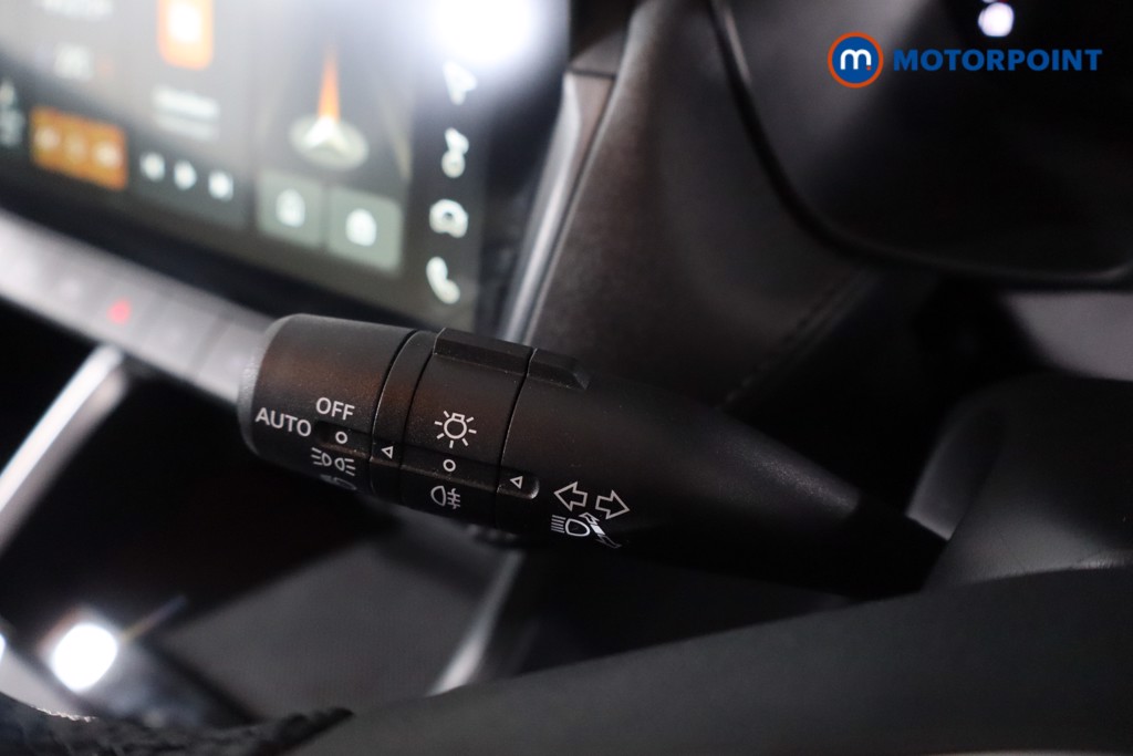 Mg Motor Uk ZS Trophy Automatic Petrol-Electric Hybrid SUV - Stock Number (1617563) - 14th supplementary image