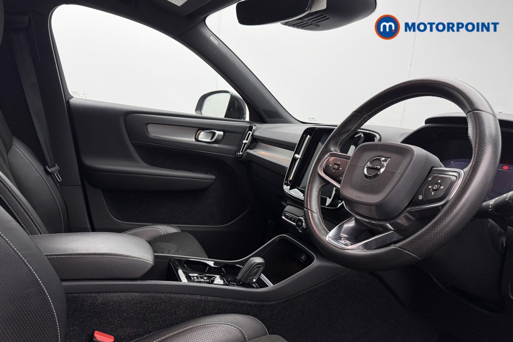 Volvo Xc40 R Design Pro Automatic Diesel SUV - Stock Number (1619270) - 5th supplementary image