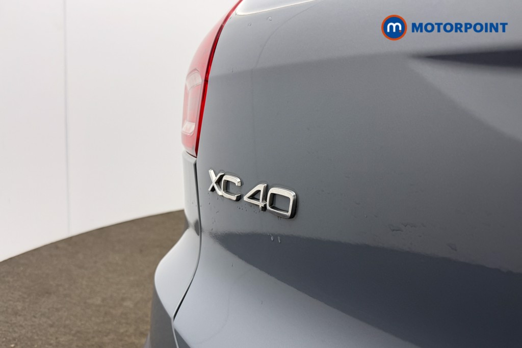 Volvo Xc40 R Design Pro Automatic Diesel SUV - Stock Number (1619270) - 18th supplementary image
