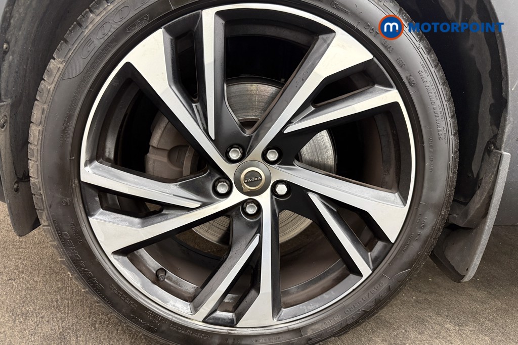 Volvo Xc40 R Design Pro Automatic Diesel SUV - Stock Number (1619270) - 1st supplementary image