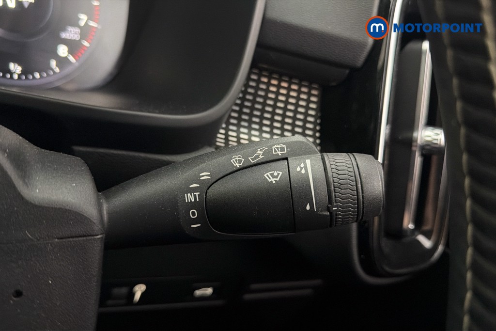 Volvo Xc40 R Design Manual Petrol SUV - Stock Number (1619831) - 7th supplementary image
