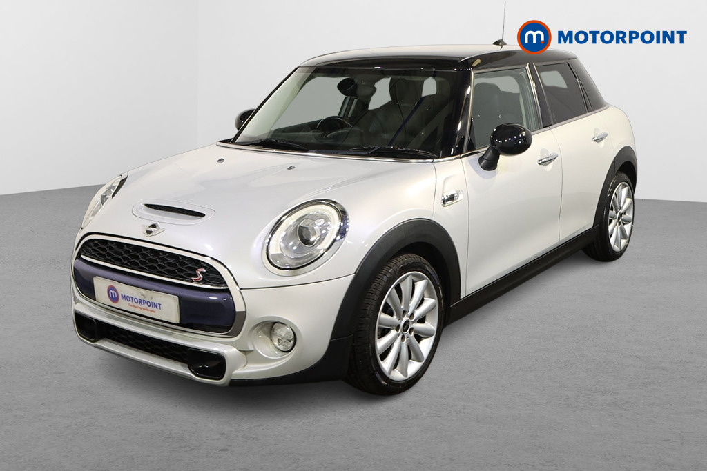 Mini Hatchback Cooper S Manual Diesel Hatchback - Stock Number (1621193) - Passenger side front corner