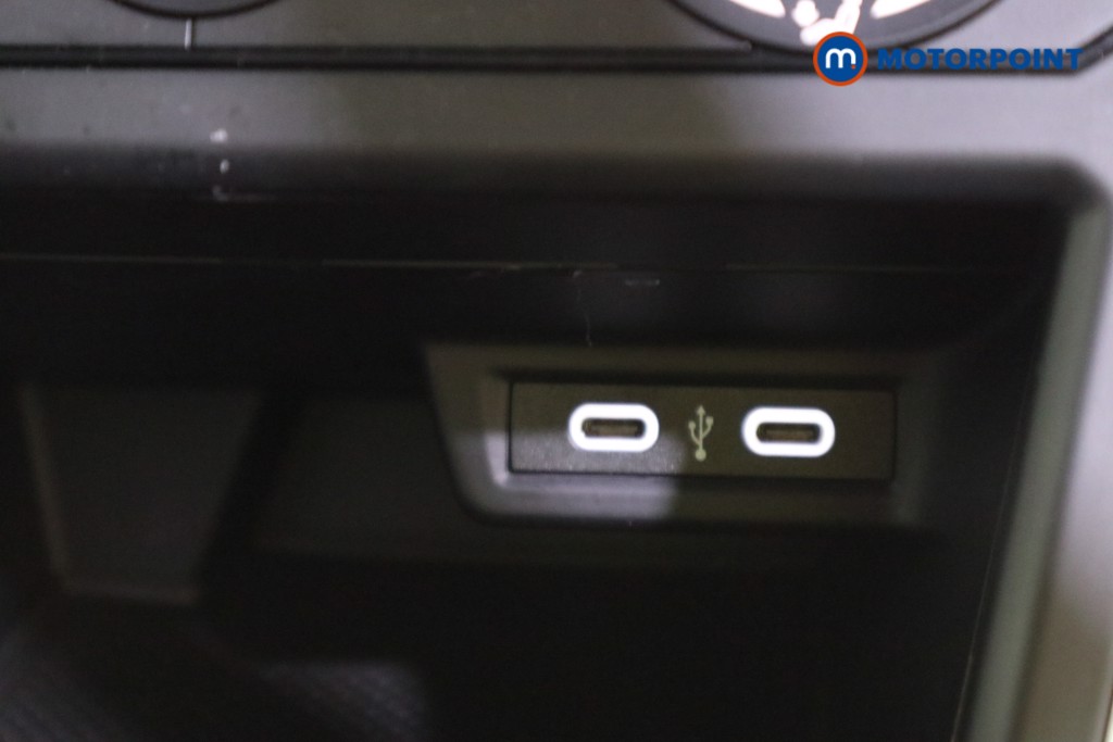 Volkswagen Polo Life Manual Petrol Hatchback - Stock Number (1623348) - 8th supplementary image