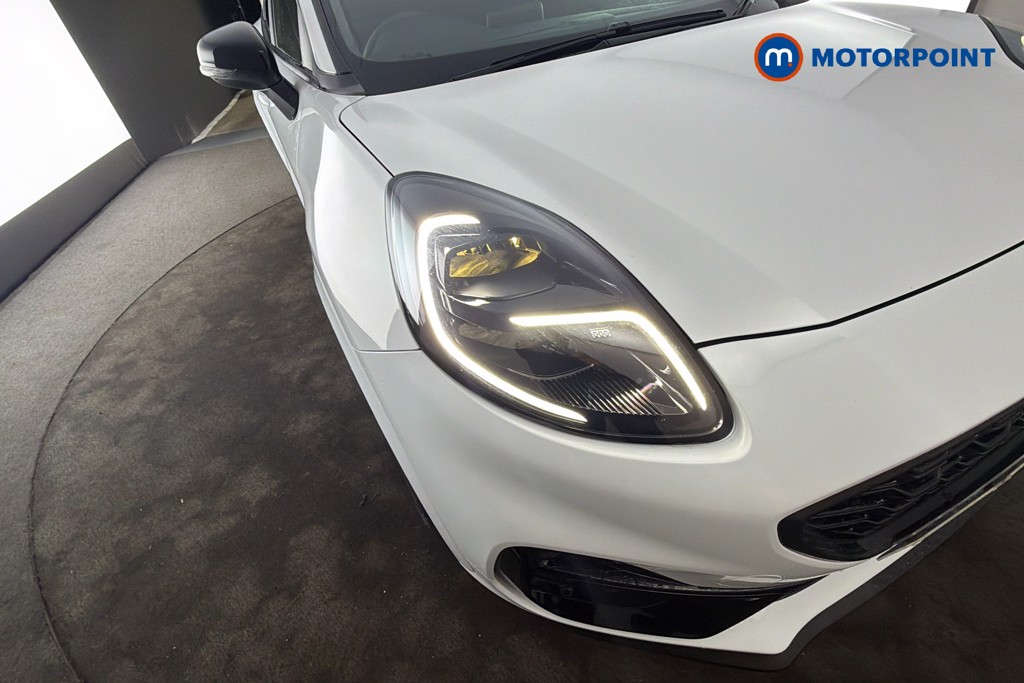 Ford Puma Vivid Ruby Edition Manual Petrol SUV - Stock Number (1623692) - 44th supplementary image