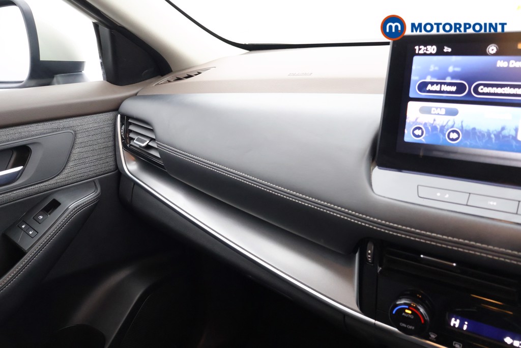 Nissan X-Trail N-Connecta Automatic Petrol-Electric Hybrid SUV - Stock Number (1623848) - 10th supplementary image