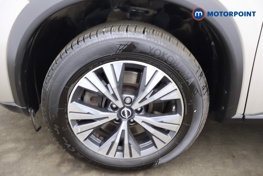 Nissan X-Trail N-Connecta Automatic Petrol-Electric Hybrid SUV - Stock Number (1623848) - 23rd supplementary image