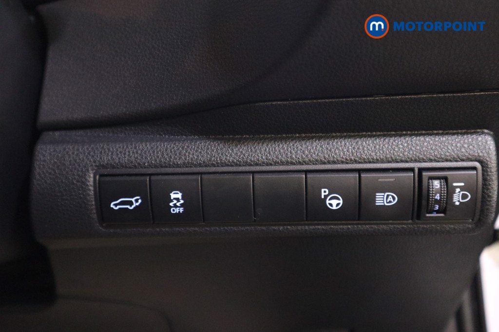 Toyota Corolla Excel Automatic Petrol-Electric Hybrid Estate - Stock Number (1624600) - 10th supplementary image