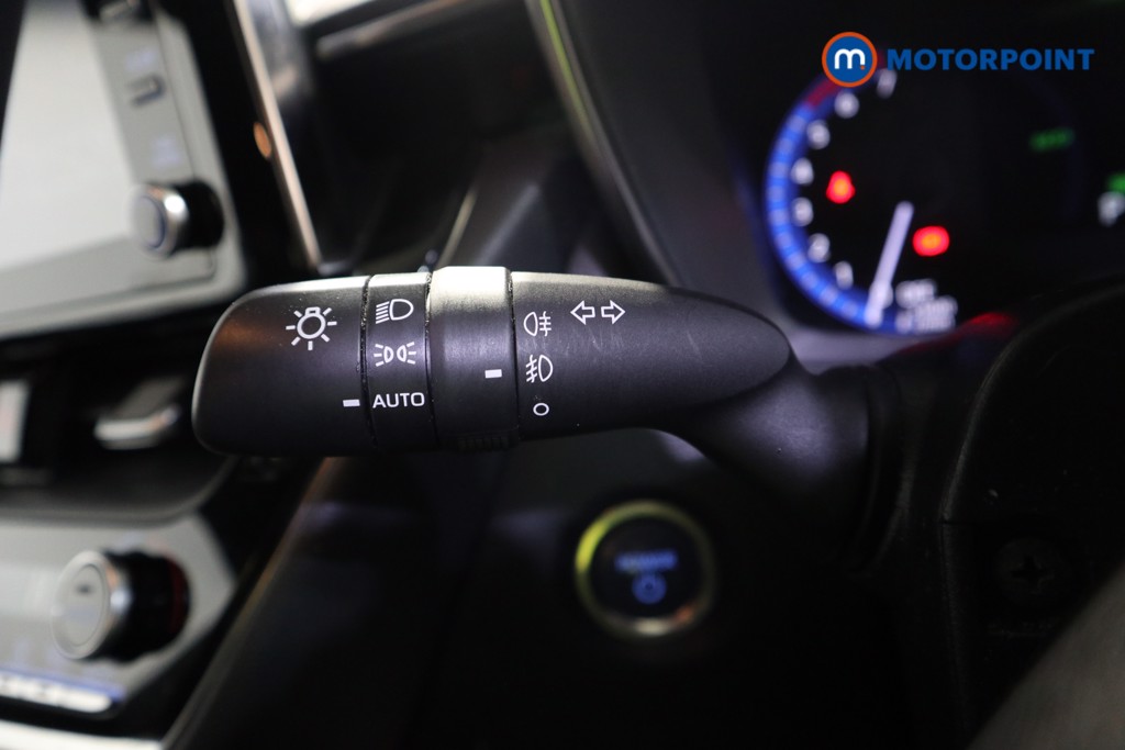 Toyota Corolla Excel Automatic Petrol-Electric Hybrid Estate - Stock Number (1624600) - 12th supplementary image