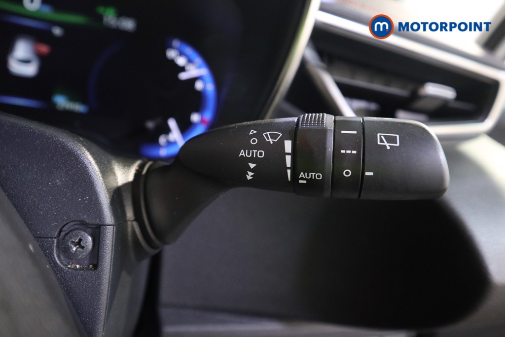Toyota Corolla Excel Automatic Petrol-Electric Hybrid Estate - Stock Number (1624600) - 13th supplementary image