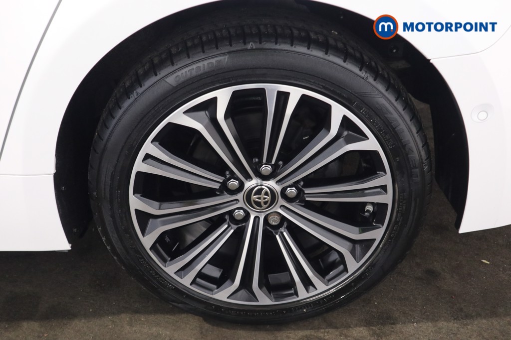 Toyota Corolla Excel Automatic Petrol-Electric Hybrid Estate - Stock Number (1624600) - 26th supplementary image