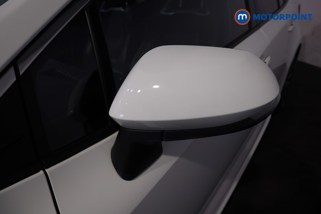 Toyota Corolla Excel Automatic Petrol-Electric Hybrid Estate - Stock Number (1624600) - 37th supplementary image