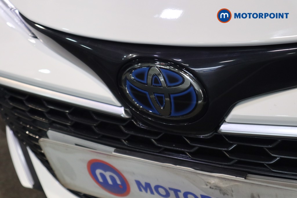 Toyota Corolla Excel Automatic Petrol-Electric Hybrid Estate - Stock Number (1624600) - 39th supplementary image