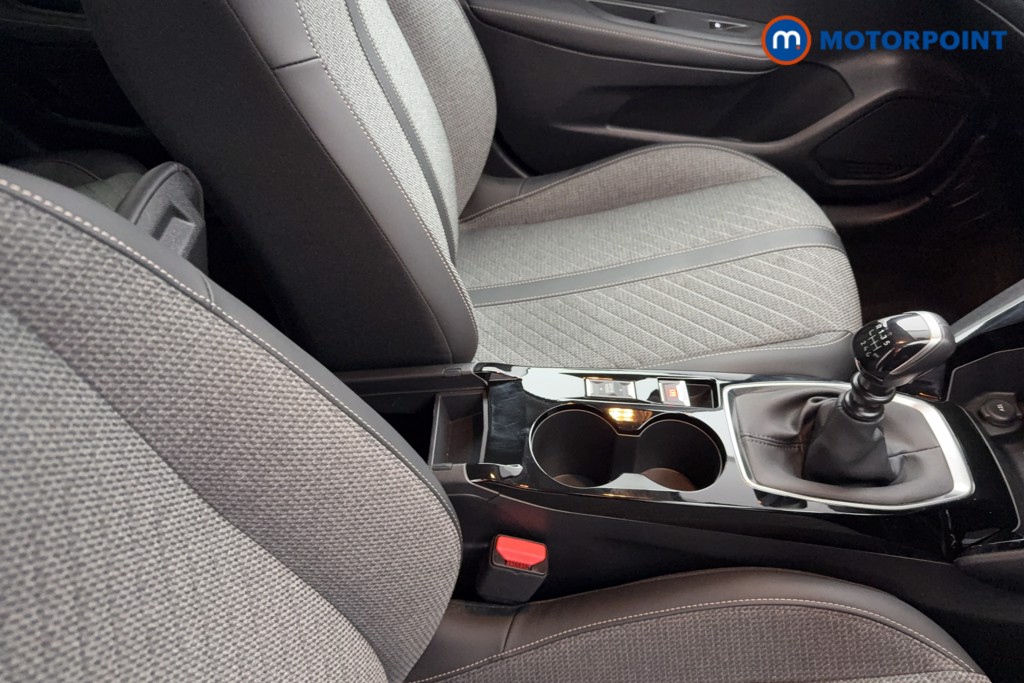 Peugeot 208 Allure Manual Petrol Hatchback - Stock Number (1624773) - 12th supplementary image