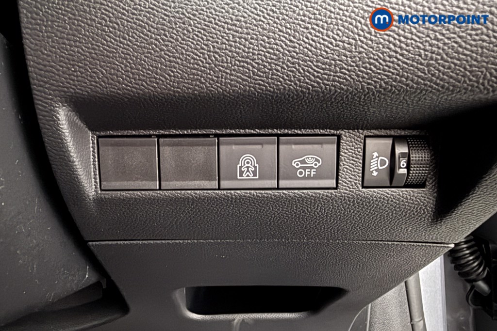 Peugeot 208 Allure Manual Petrol Hatchback - Stock Number (1624825) - 5th supplementary image