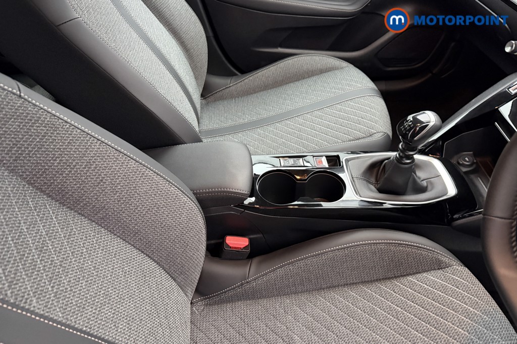 Peugeot 208 Allure Manual Petrol Hatchback - Stock Number (1624825) - 13th supplementary image