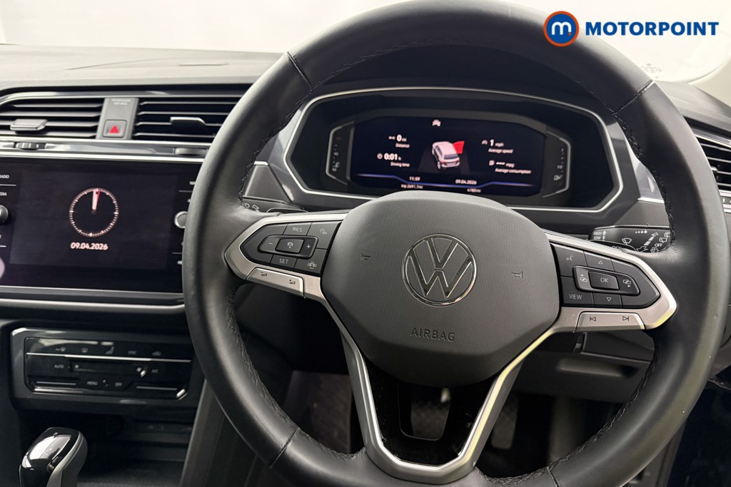 Volkswagen Tiguan Allspace Life Automatic Petrol SUV - Stock Number (1626544) - 2nd supplementary image