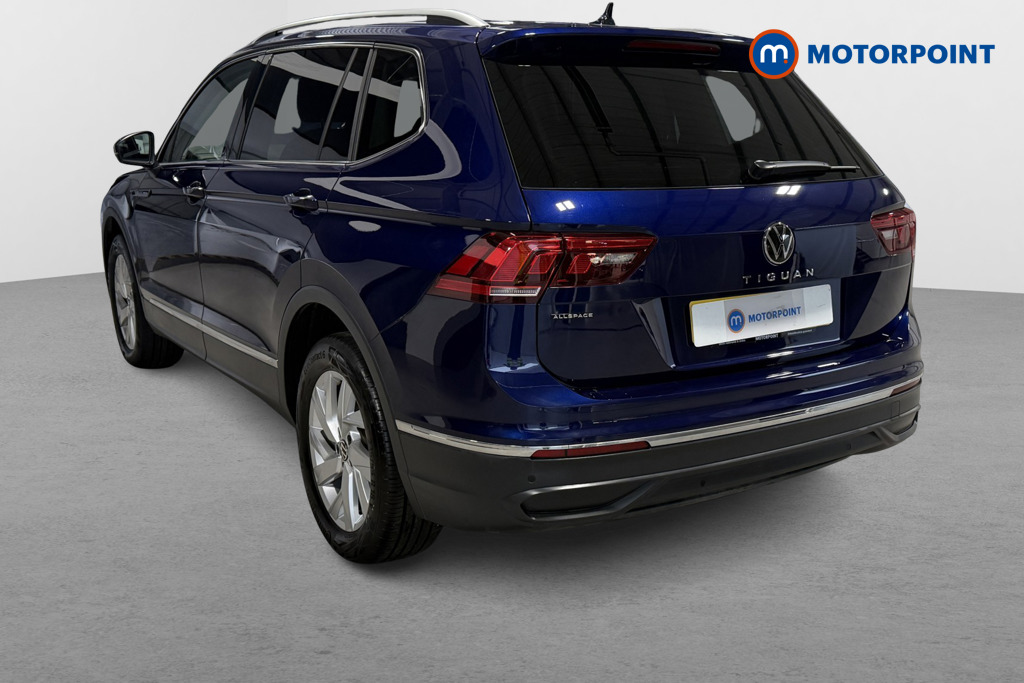 Volkswagen Tiguan Allspace Life Automatic Petrol SUV - Stock Number (1626544) - Passenger side rear corner