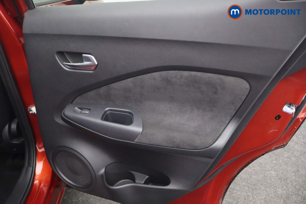 Nissan Juke Tekna-Plus Manual Petrol SUV - Stock Number (1626645) - 18th supplementary image