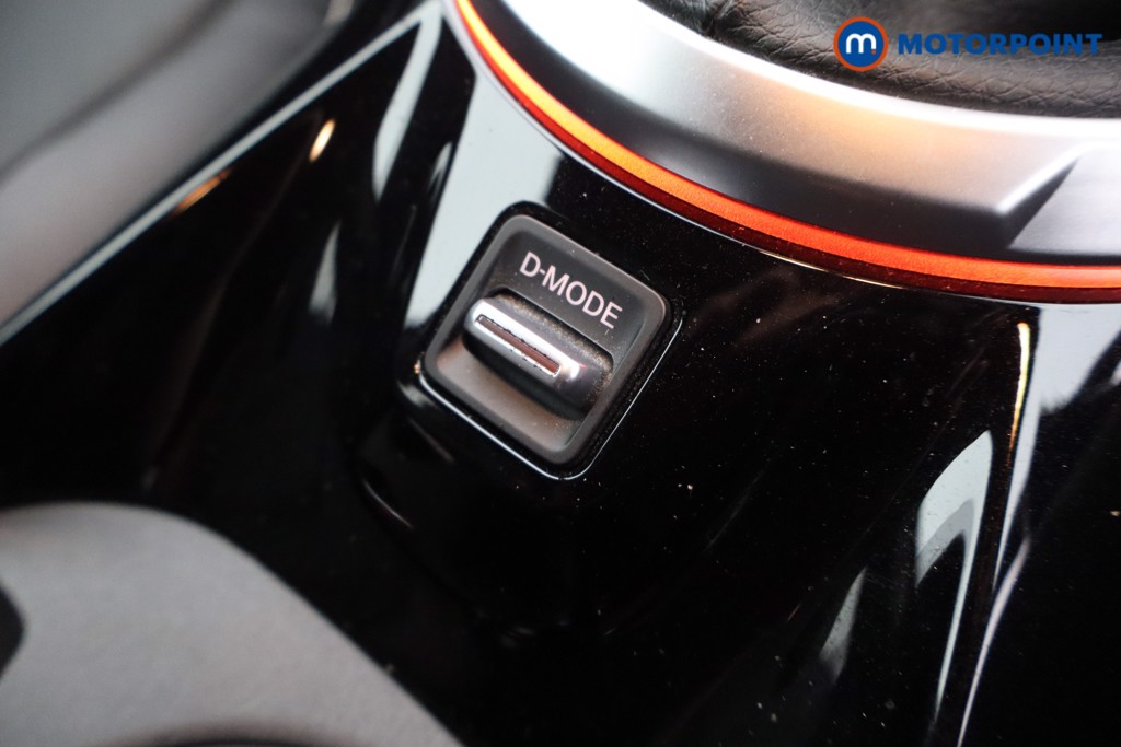 Nissan Juke Tekna-Plus Manual Petrol SUV - Stock Number (1626645) - 26th supplementary image