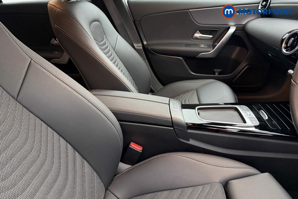 Mercedes-Benz A Class Sport Automatic Petrol Hatchback - Stock Number (1626715) - 14th supplementary image