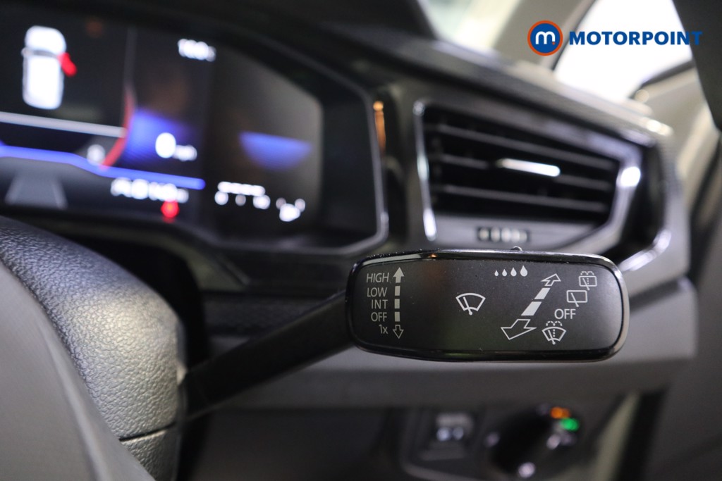 Volkswagen Polo Life Manual Petrol Hatchback - Stock Number (1627199) - 12th supplementary image