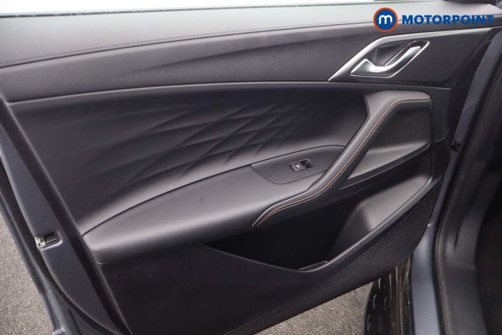 Mg Motor Uk HS Trophy Automatic Petrol Plug-In Hybrid SUV - Stock Number (1627801) - 19th supplementary image