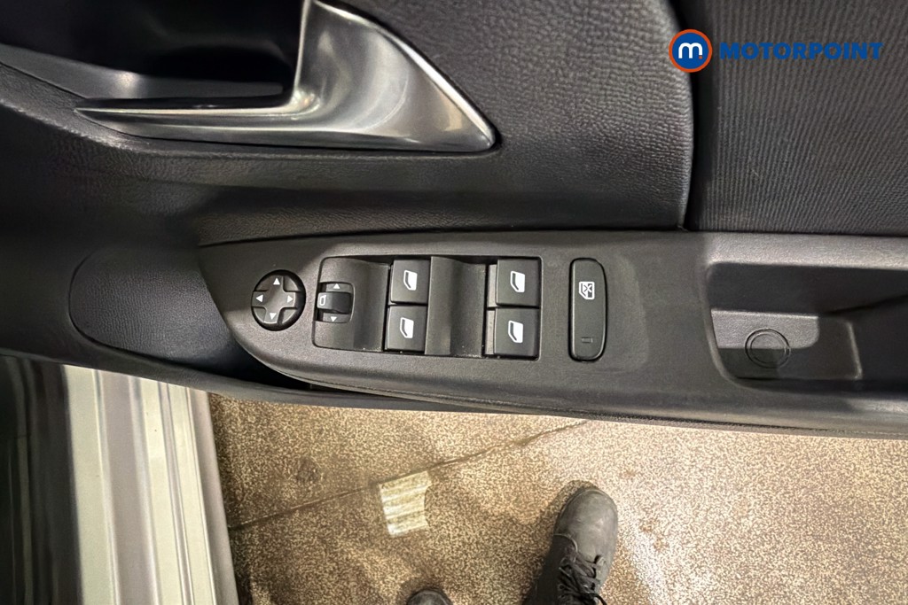 Vauxhall Corsa Design Manual Petrol Hatchback - Stock Number (1628028) - 20th supplementary image