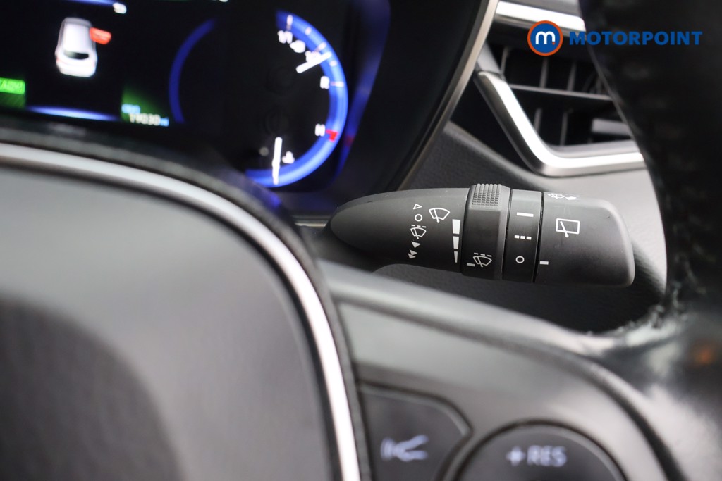 Toyota Corolla Icon Tech Automatic Petrol-Electric Hybrid Estate - Stock Number (1628113) - 6th supplementary image