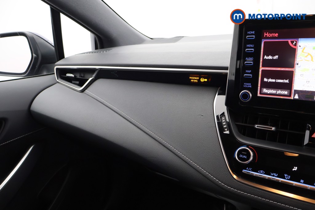 Toyota Corolla Icon Tech Automatic Petrol-Electric Hybrid Estate - Stock Number (1628113) - 9th supplementary image