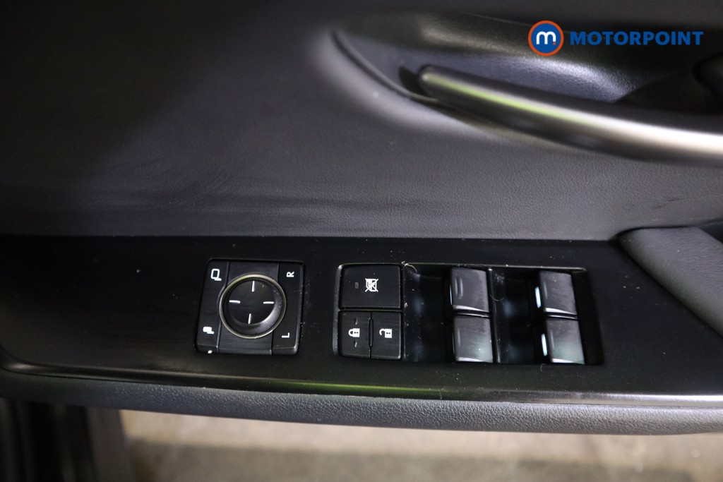 Lexus UX 250H 2.0 5Dr Cvt Without Nav Automatic Petrol-Electric Hybrid SUV - Stock Number (1628346) - 17th supplementary image