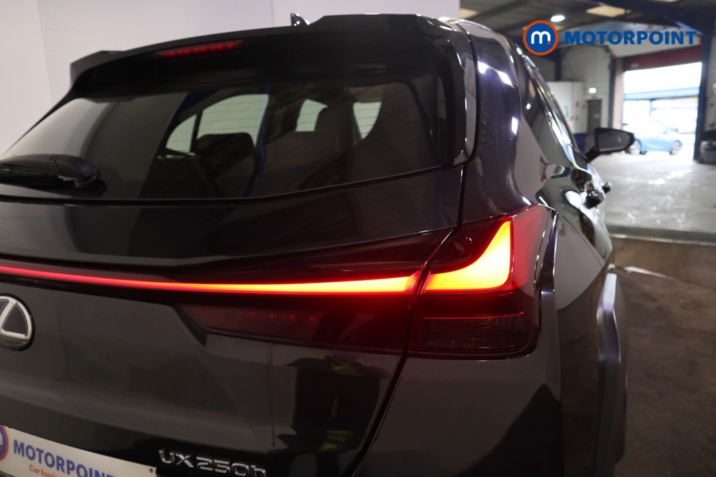 Lexus UX 250H 2.0 5Dr Cvt Without Nav Automatic Petrol-Electric Hybrid SUV - Stock Number (1628346) - 29th supplementary image