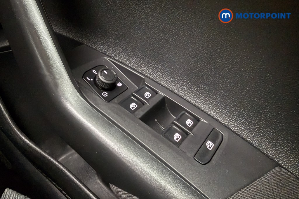 Volkswagen Taigo Life Manual Petrol SUV - Stock Number (1628361) - 15th supplementary image