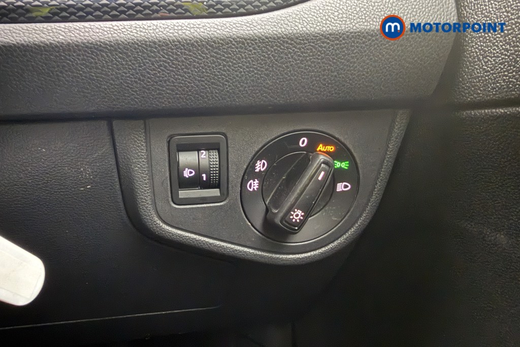 Volkswagen Taigo Life Manual Petrol SUV - Stock Number (1628361) - 16th supplementary image